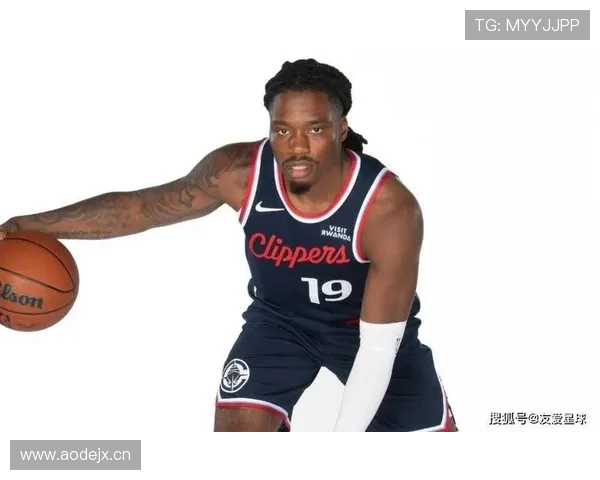 快船进行大规模轮换不敌绿衫军赛季关键时刻显露出阵容深度不足